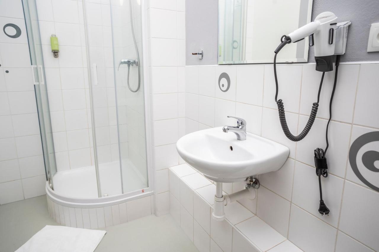 Hotel Vp1 Ostrava Kültér fotó